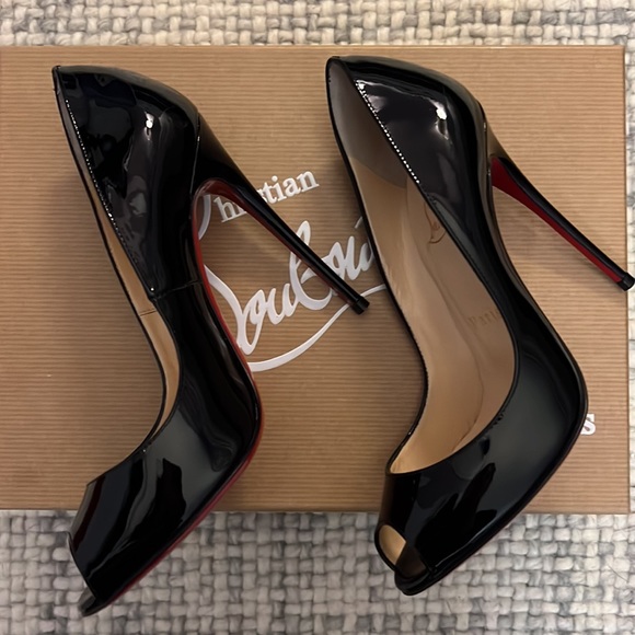 Christian Louboutin Youpi 120 Patent Leather Pumps - Picture 7 of 10